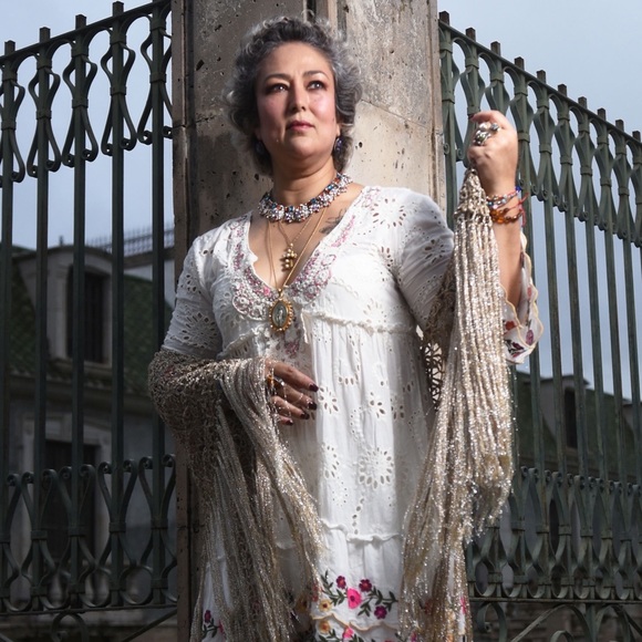 Meet the Posher🌹 - Picture 6 of 6